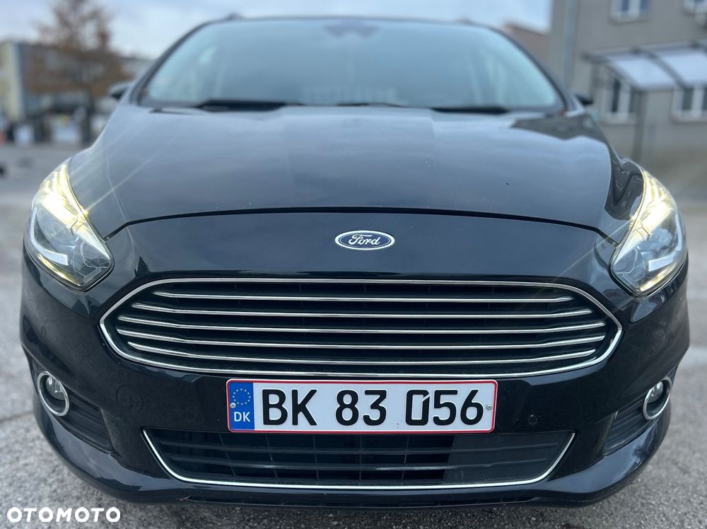 Ford S-Max 2.0 EcoBoost Titanium - 13