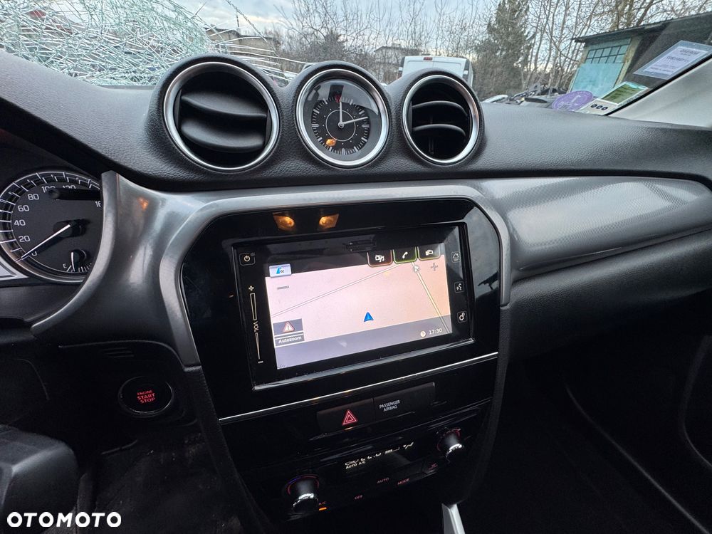 Suzuki Vitara - 21