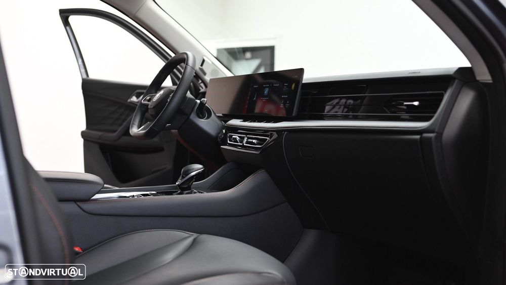 MG HS 1.5 T Luxury AT - 45