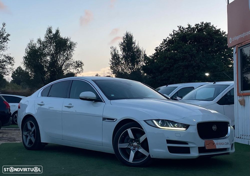 Jaguar XE 2.0 D R-Sport Aut. - 1