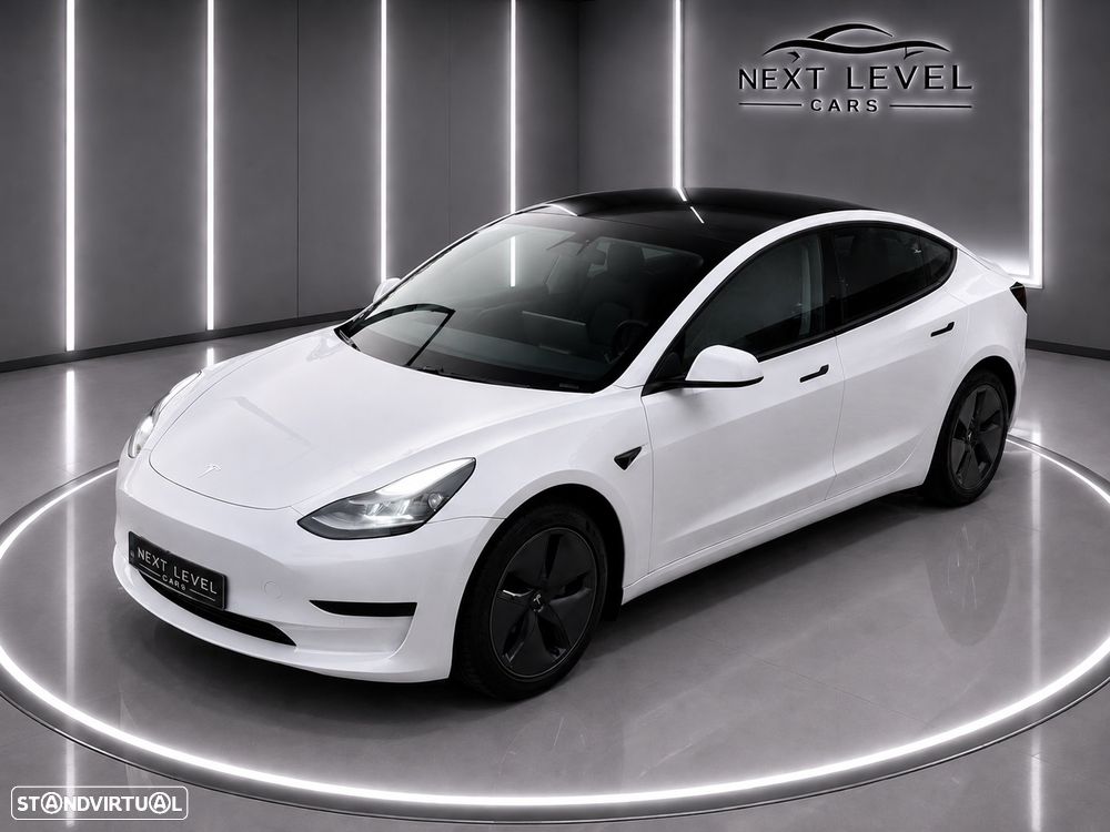 Tesla Model 3 Standard Range Plus RWD - 1