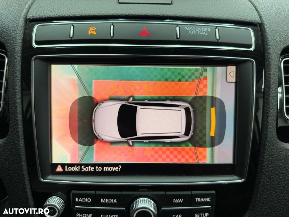 Volkswagen Touareg 3.0 V6 TDI BMT - 20