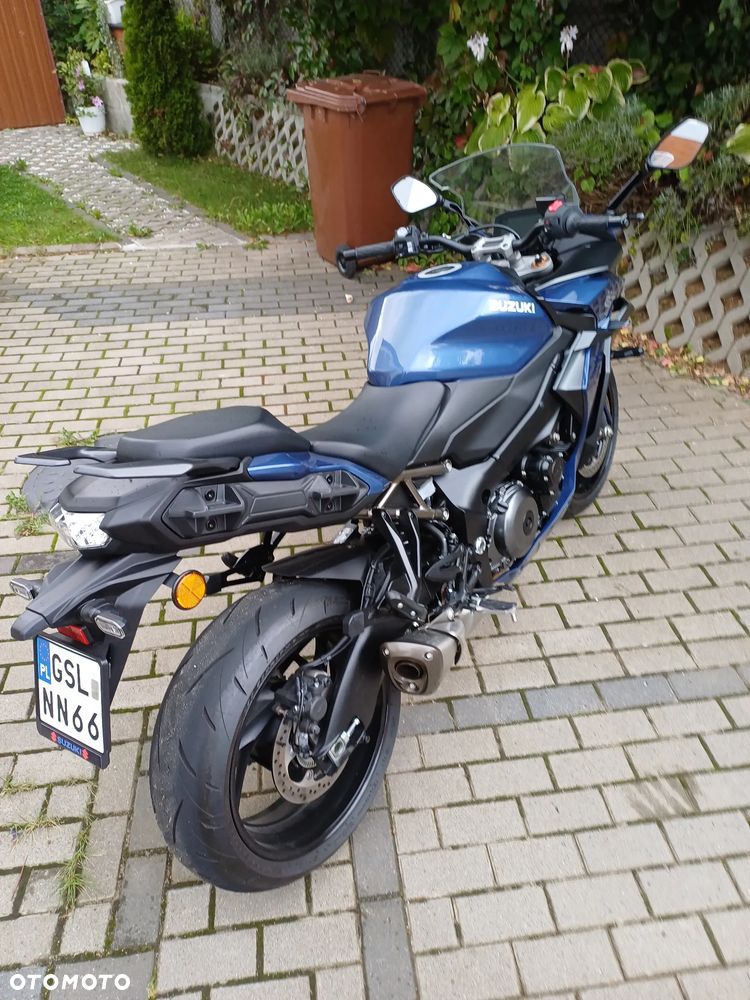Suzuki GSX 1000 - 17