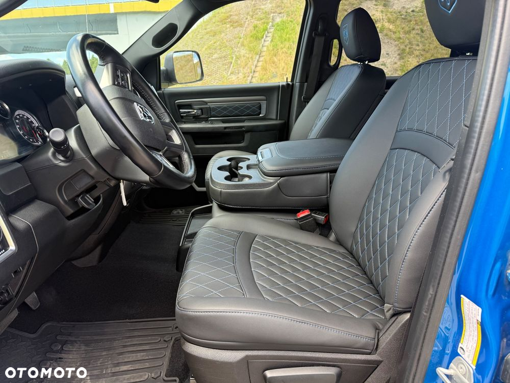 Dodge RAM 1500 5.7 4x4 - 15