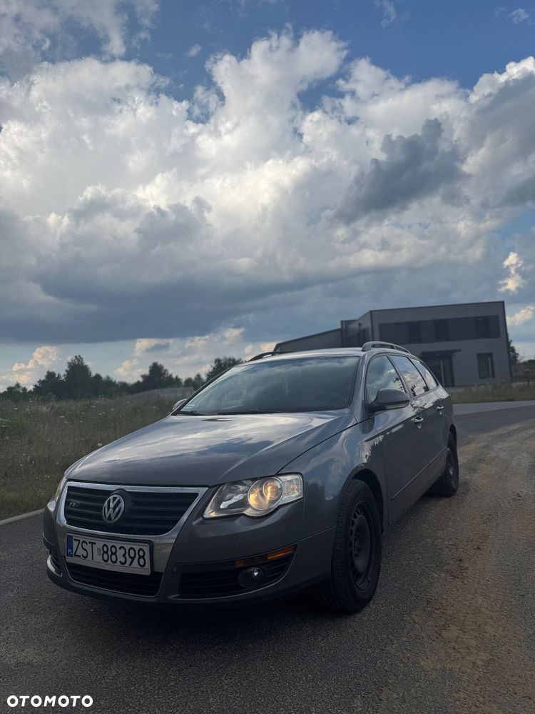 Volkswagen Passat 1.9 TDI Comfortline - 1