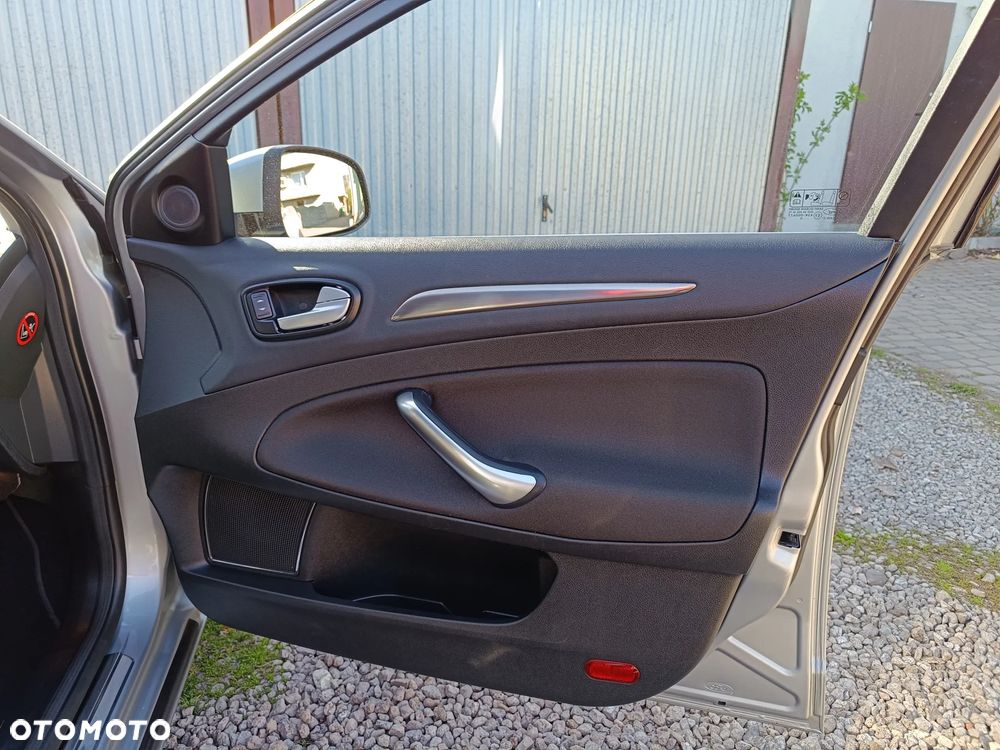 Ford Mondeo 2.0 T Titanium S MPS6 - 31