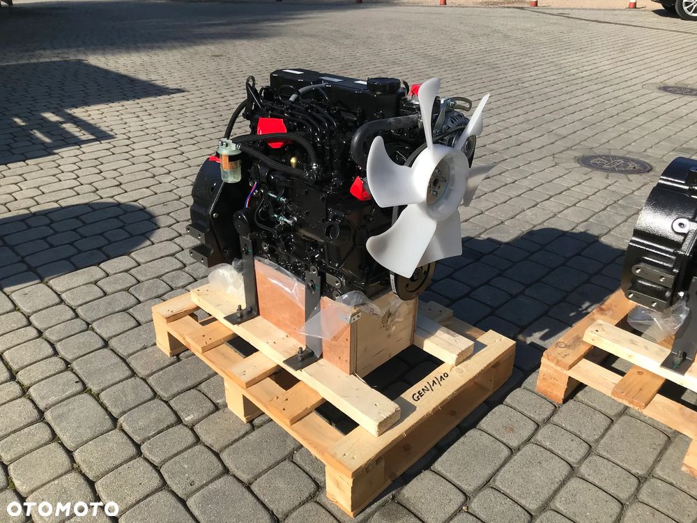 SILNIK Mitsubishi S4L2 MVS4L2-61SDL MVS4L2 61SDL 16999NETTO - 3
