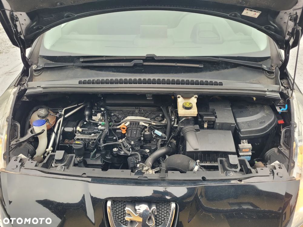 Peugeot 5008 2.0 HDi Allure 7os - 18