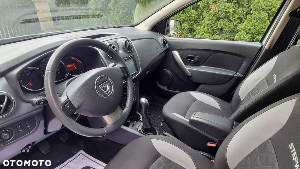 Dacia Sandero Stepway - 11