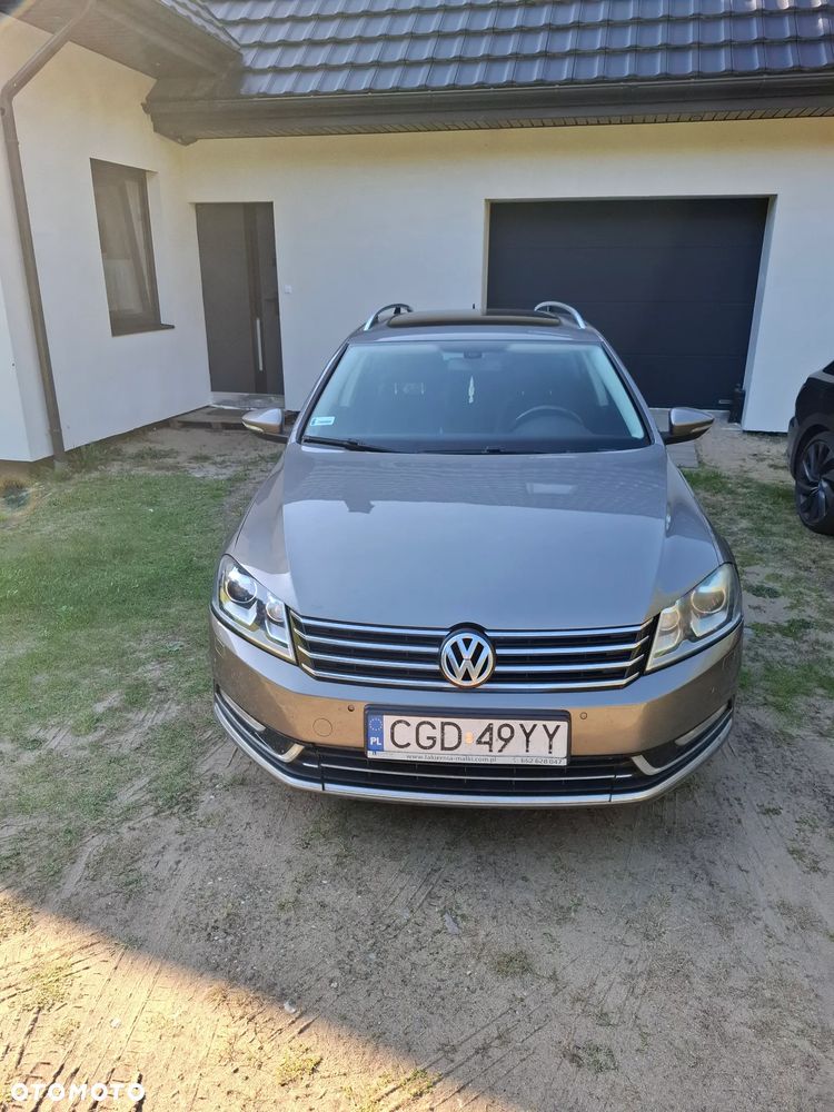 Volkswagen Passat - 2