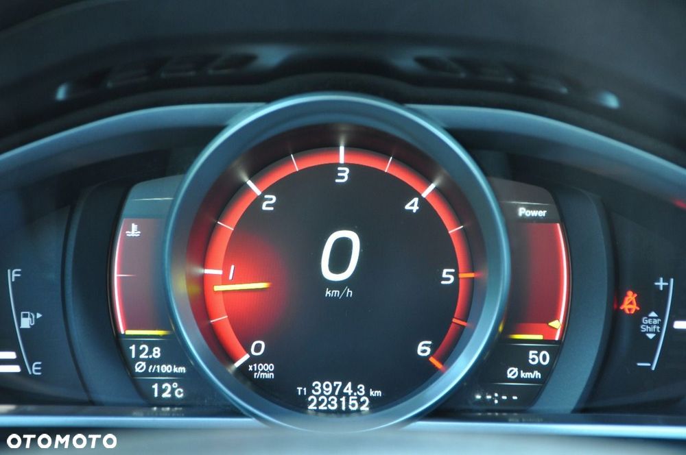 Volvo V40 D2 Ocean Race - 37