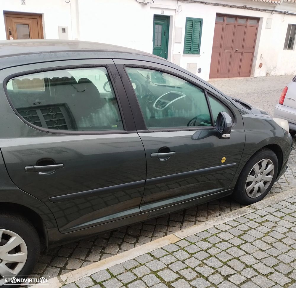 Peugeot 207 1.4 16V Open - 3