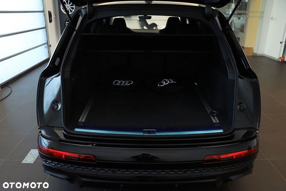 Audi Q7 60 TFSI e PHEV Quattro S Line Tiptr - 6