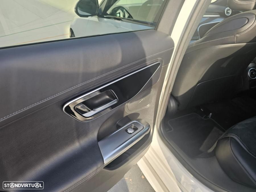 Mercedes-Benz C 300 e T 9G-TRONIC AMG Line - 16