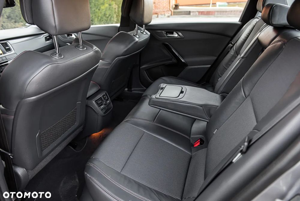 Peugeot 508 2.0 BlueHDi Allure S&S - 25