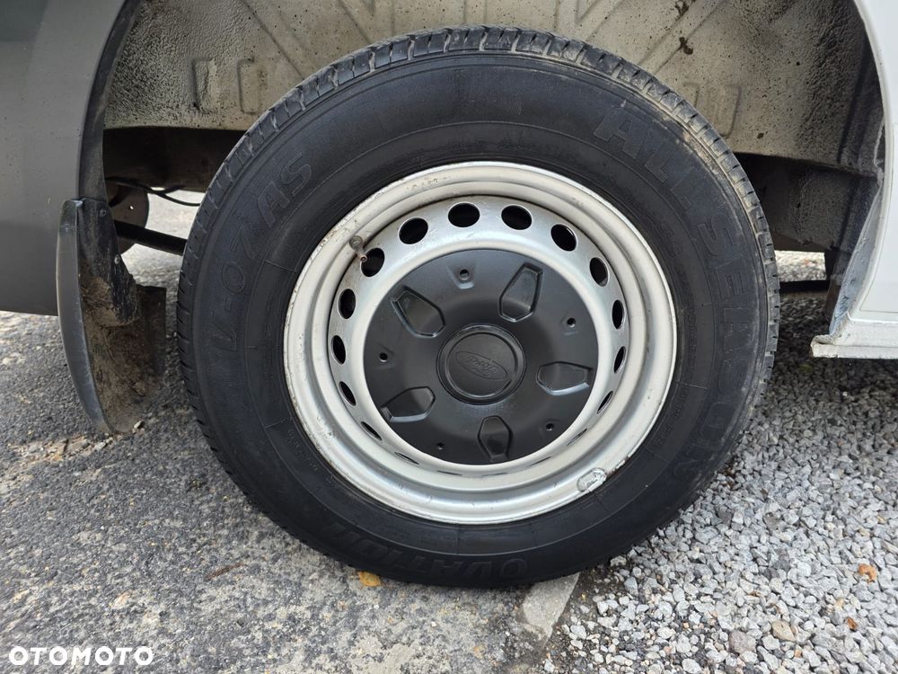 Ford TRANSIT CUSTOM - 21