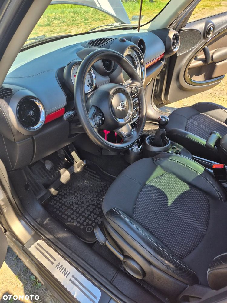 MINI Countryman Cooper D ALL4 - 16