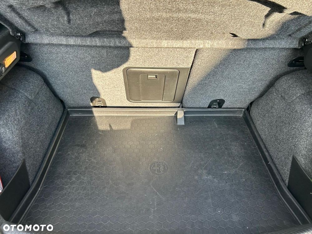 Alfa Romeo Giulietta - 16