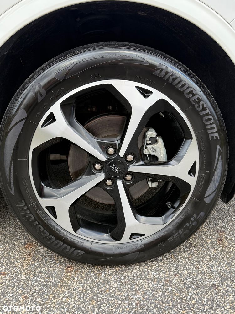 Ford Kuga 2.0 EcoBoost AWD ST-Line ASS - 17