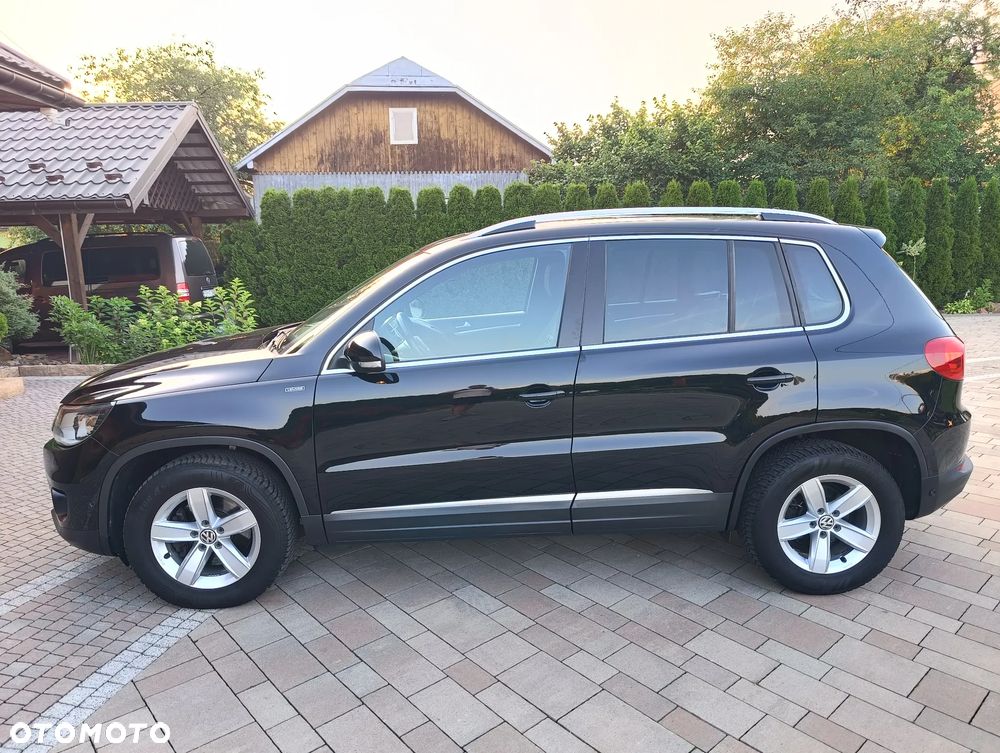 Volkswagen Tiguan 2.0 TDI SCR BlueMotion Technology Lounge Sport & Style - 10