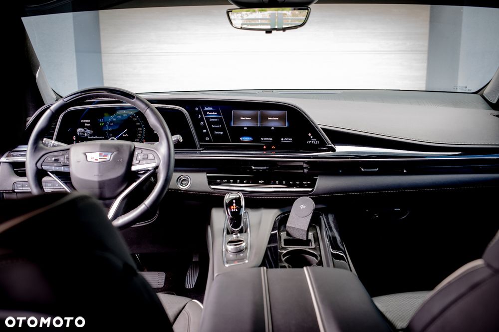 Cadillac Escalade - 15