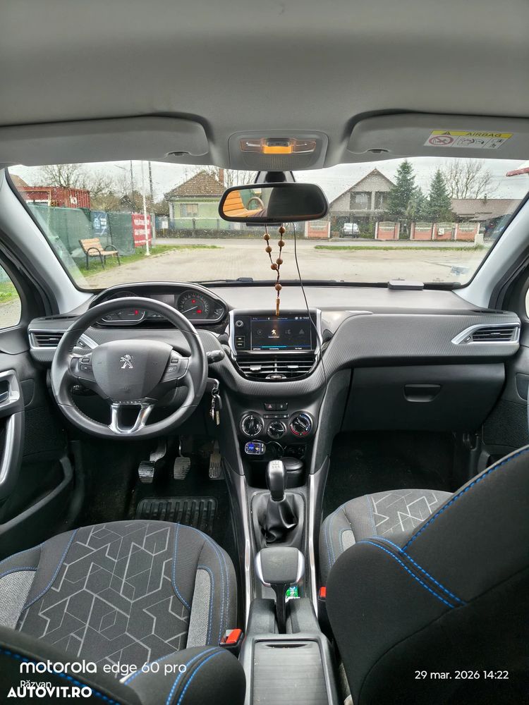 Peugeot 2008 PureTech 110 Style - 12