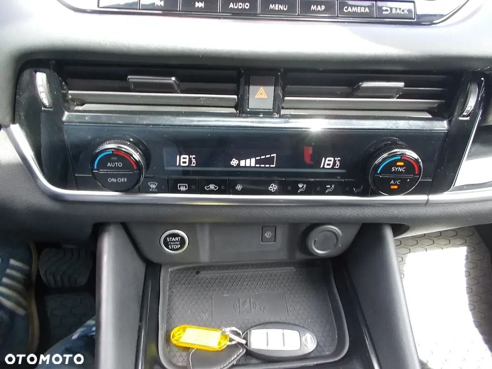 Nissan Qashqai - 22