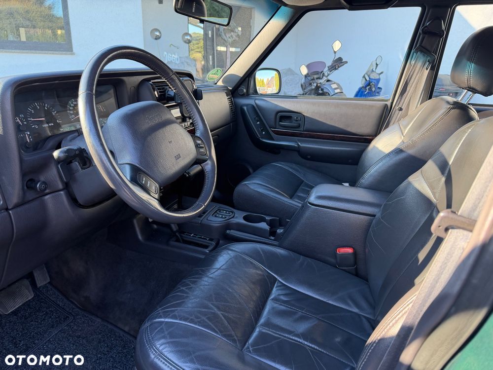Jeep Cherokee 4.0 Limited - 7