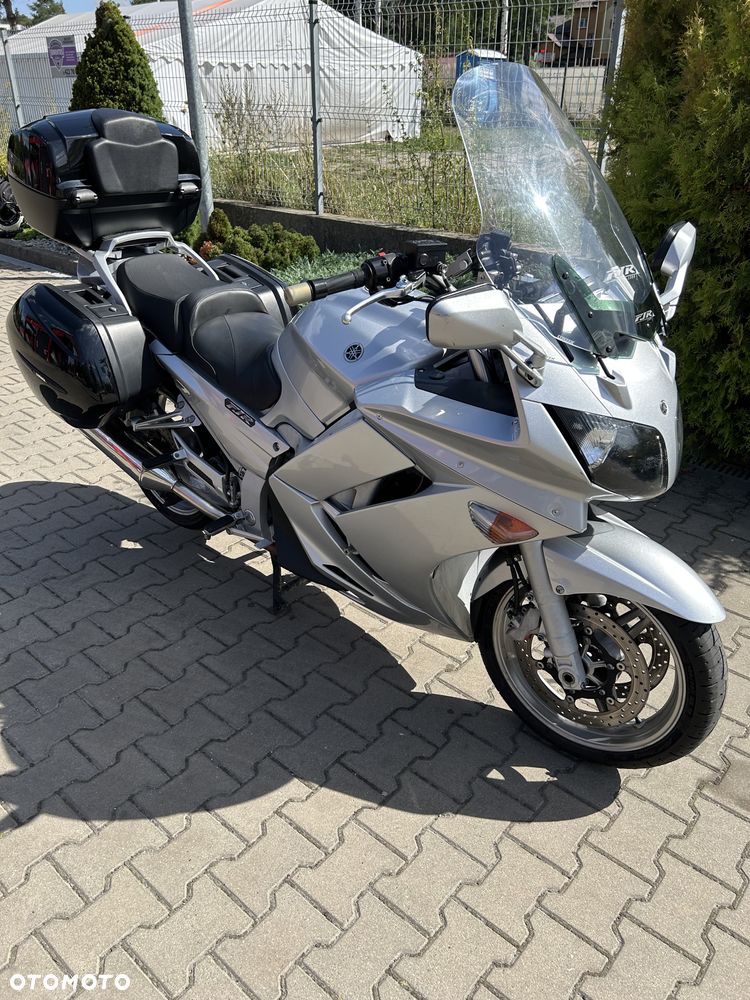 Yamaha FJR - 1