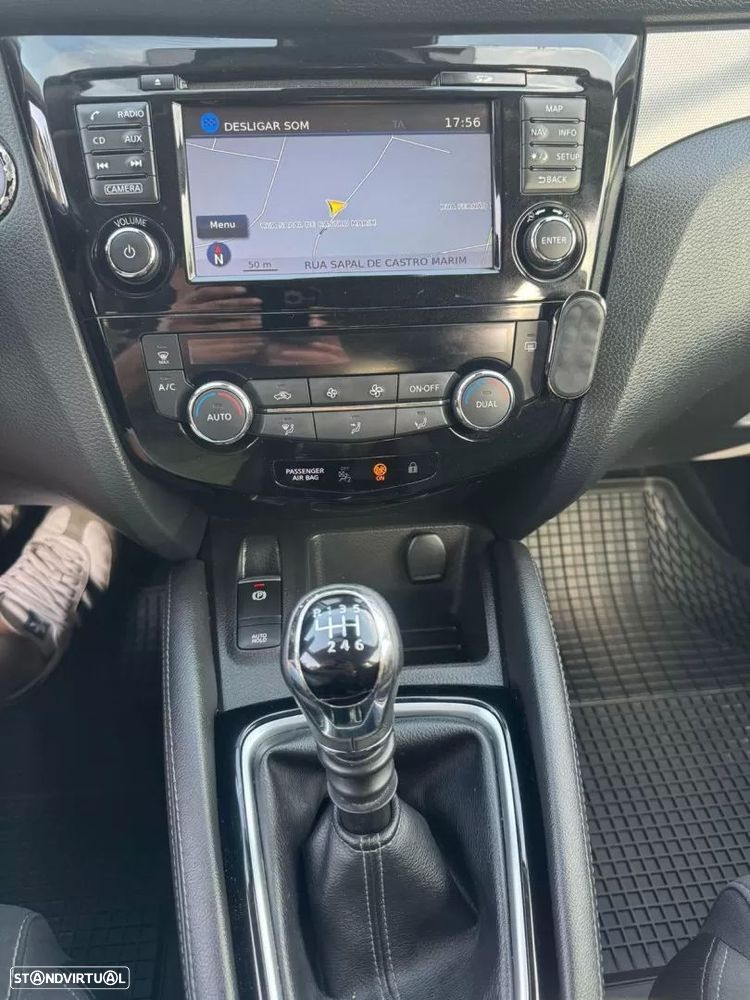 Nissan Qashqai 1.5 dCi Tekna - 9