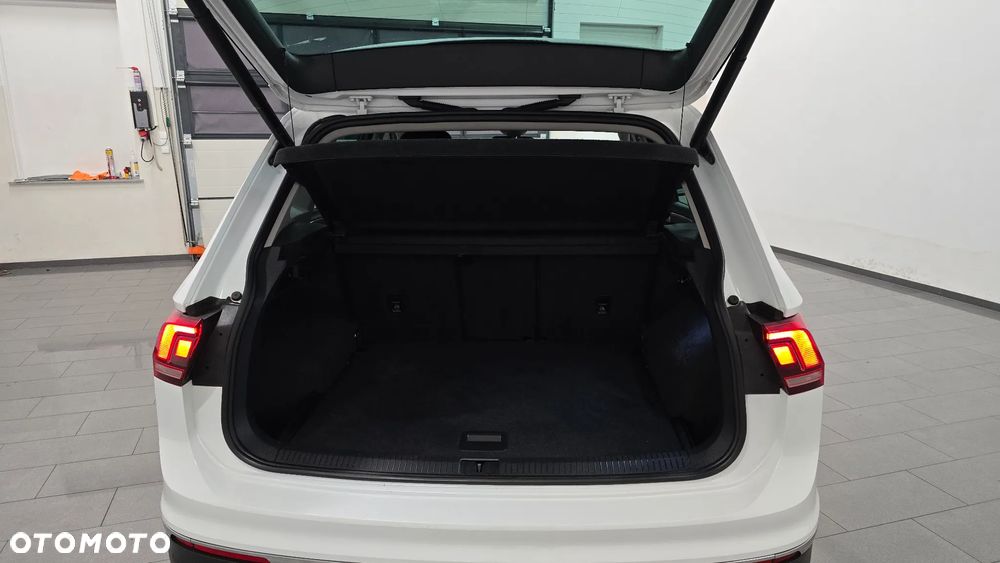 Volkswagen Tiguan 1.5 TSI EVO Elegance DSG - 9