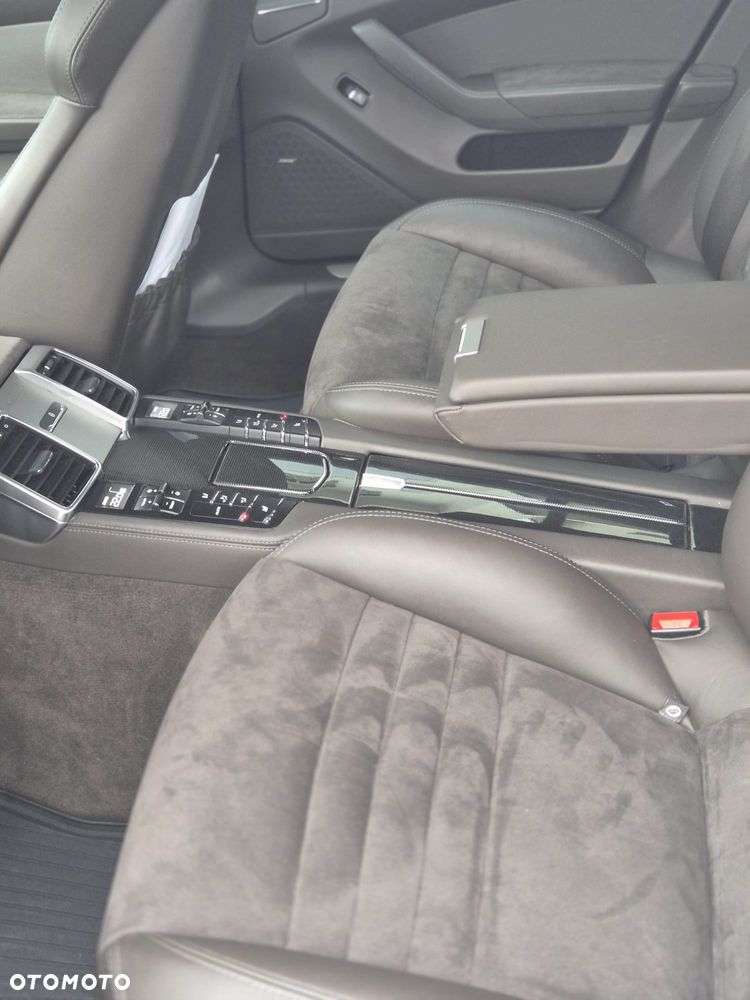 Porsche Panamera GTS PDK - 16