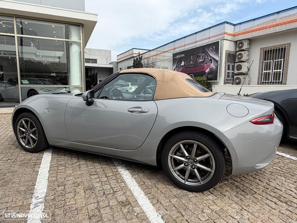 Mazda MX-5 1.5 Sky-G Kazari - 2