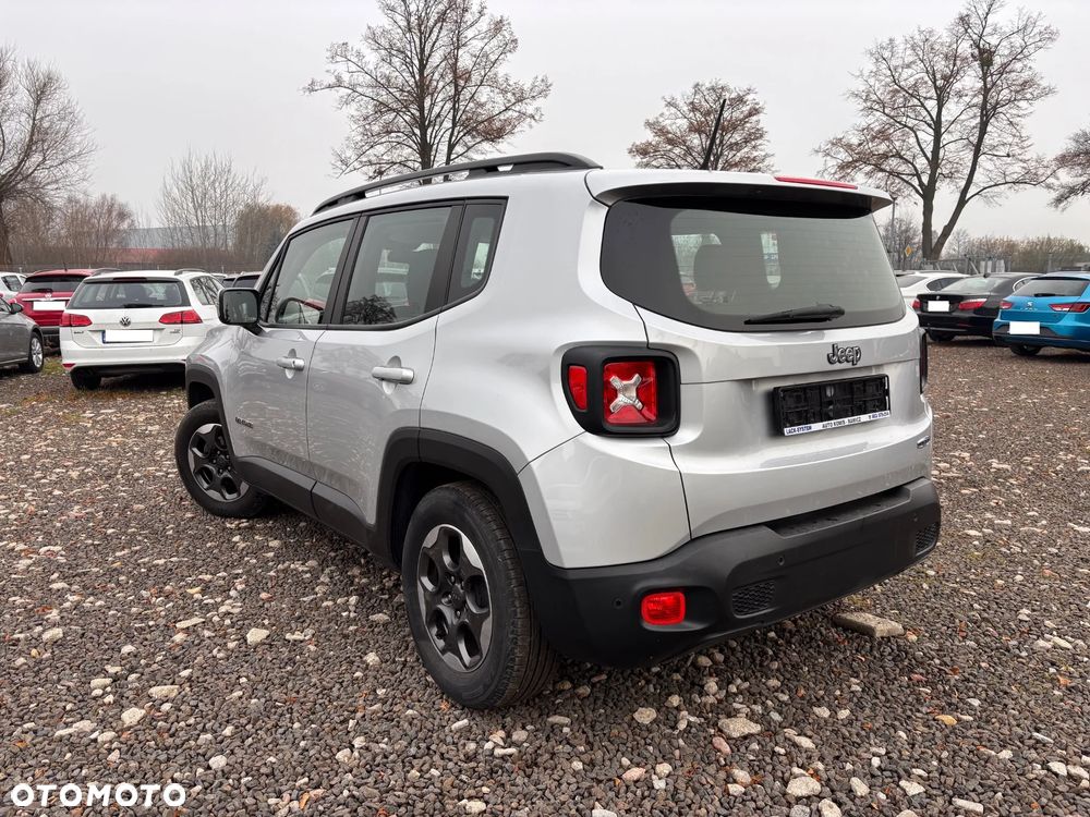 Jeep Renegade 1.4 MultiAir DSG Longitude - 5