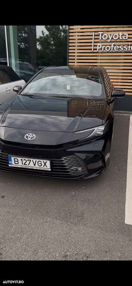 Toyota Camry 2.5 HEV Executive - 36