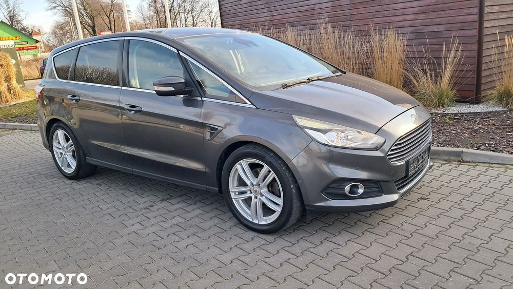 Ford S-Max - 15