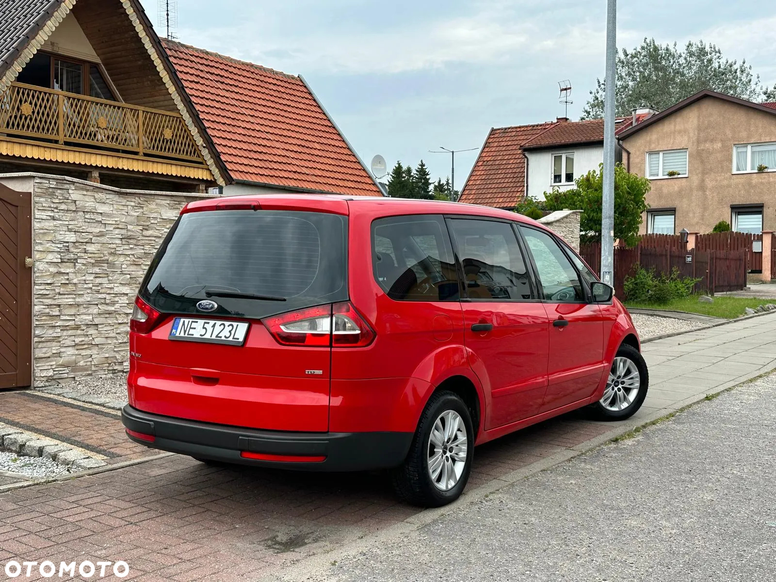 Ford Galaxy - 10