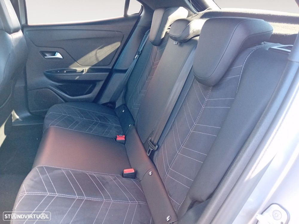 Opel Mokka 1.2 T Ultimate AT - 13