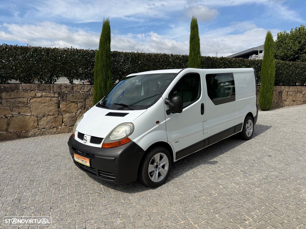 Opel Vivaro 1.9 DTi L2 H1 - 11