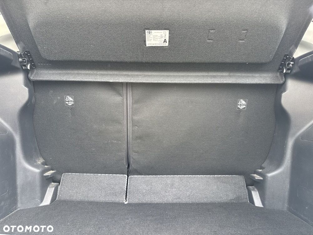 Toyota Yaris - 14