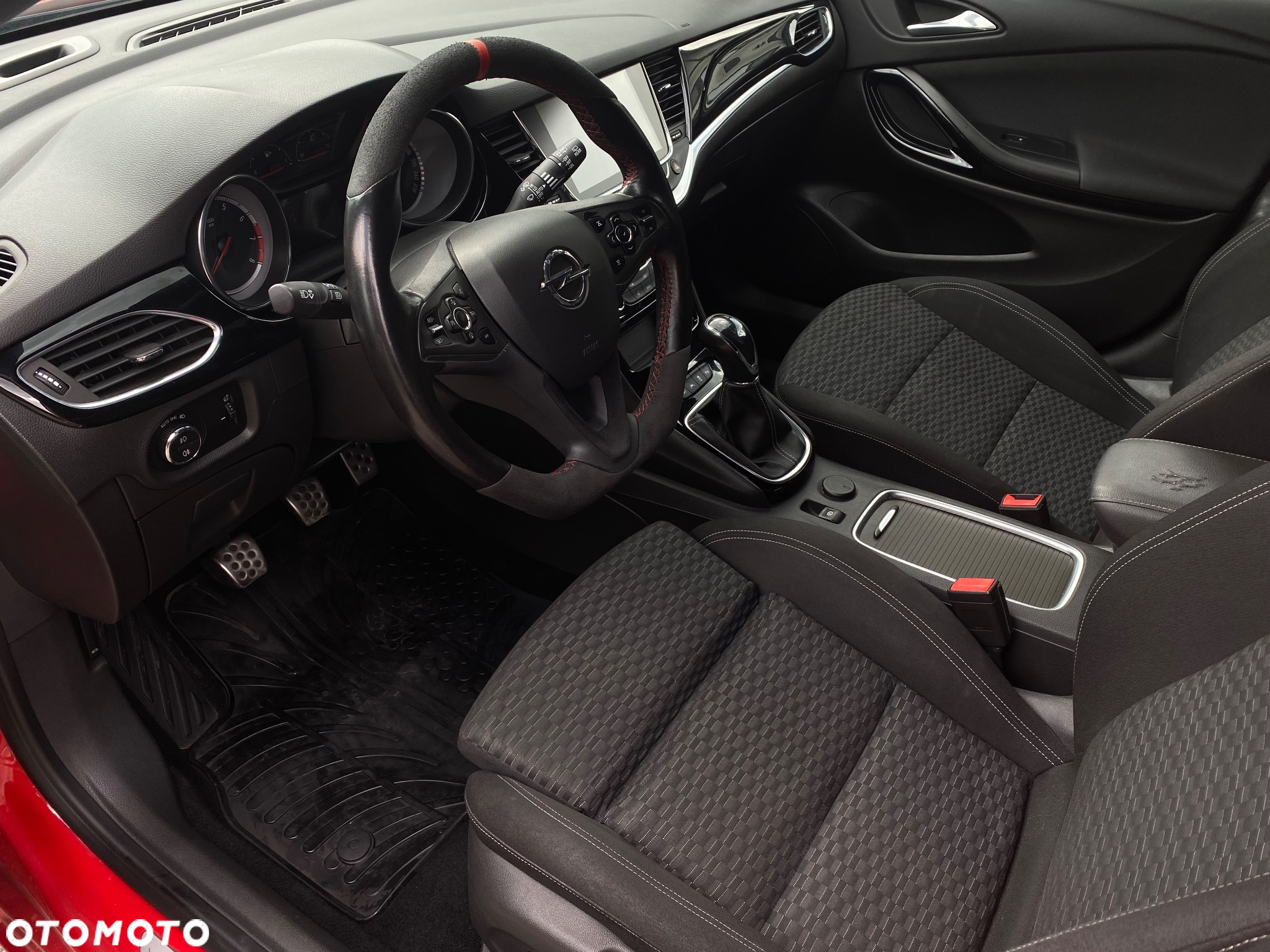 Opel Astra 1.4 Turbo Edition - 25
