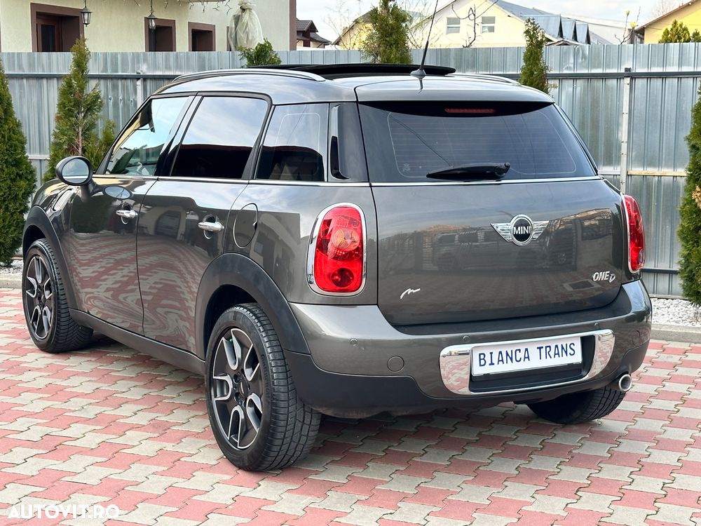 Mini Countryman Cooper D - 15