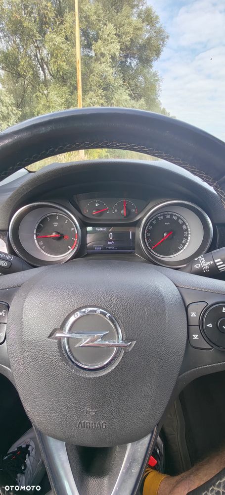 Opel Astra 1.4 Turbo Start/Stop Business - 14