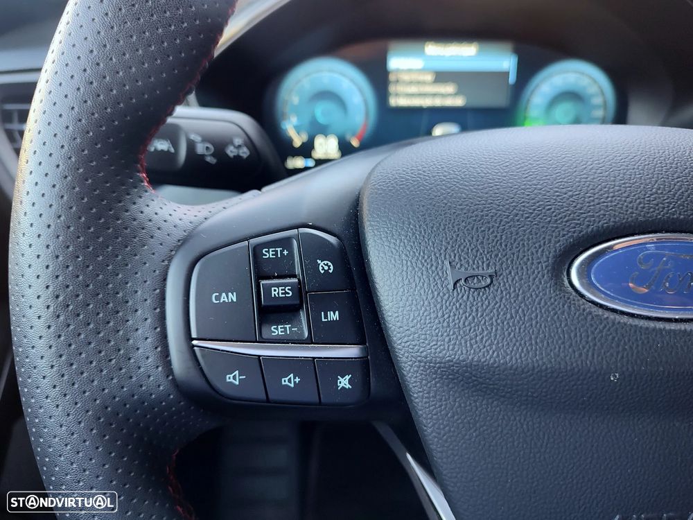 Ford Focus SW 1.0 EcoBoost MHEV ST-Line X Aut. - 29