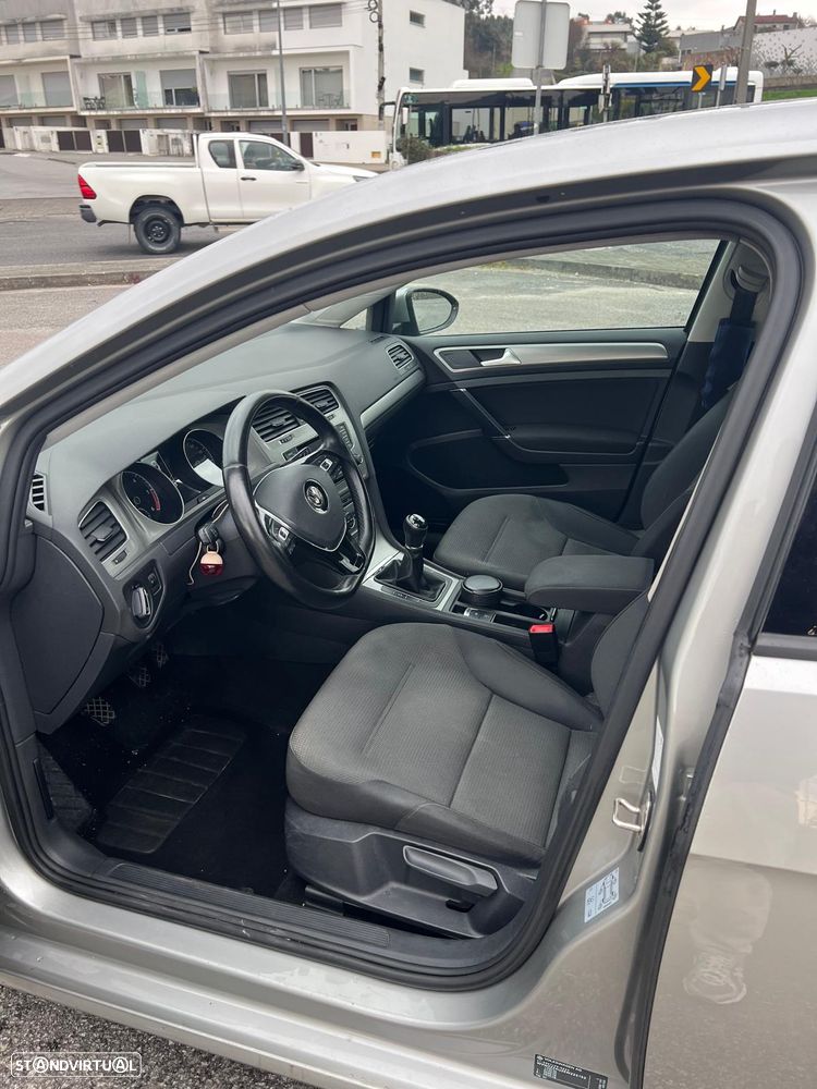 VW Golf 1.6 TDI BlueMotion Comfortline - 9