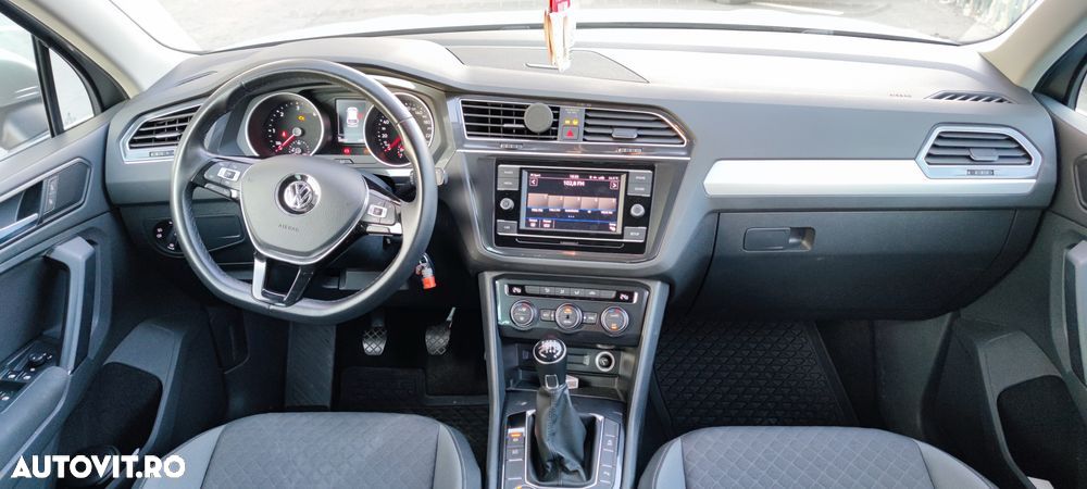 Volkswagen Tiguan 2.0 TDI DPF 4Mot Comfortline - 8
