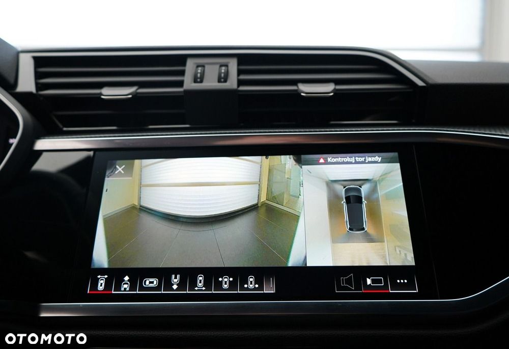 Audi Q3 - 40