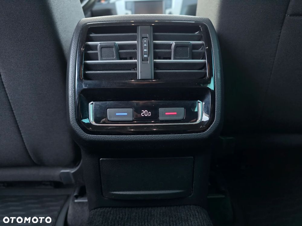 Volkswagen Passat 2.0 TDI BMT Comfortline DSG - 35