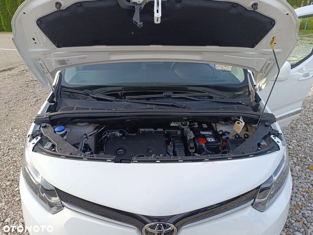 Toyota Proace City Verso 1.5 D-4D Business - 24