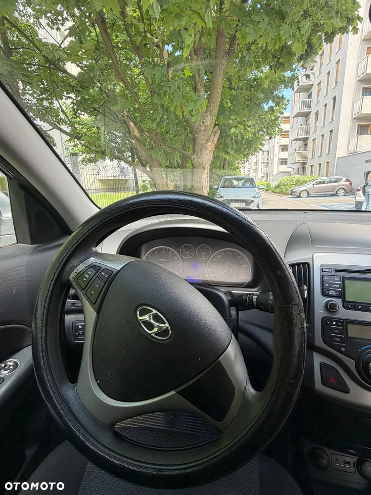 Hyundai i30 1.4 Classic + World Cup - 10